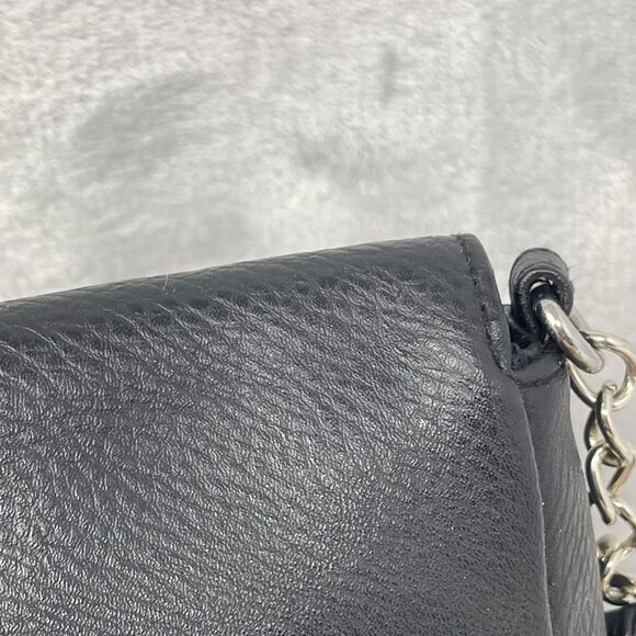 Kenneth Cole Reaction Crossbody Bag Black Pebbled Faux Leather Snap Flap Zipper - Picture 4 of 16